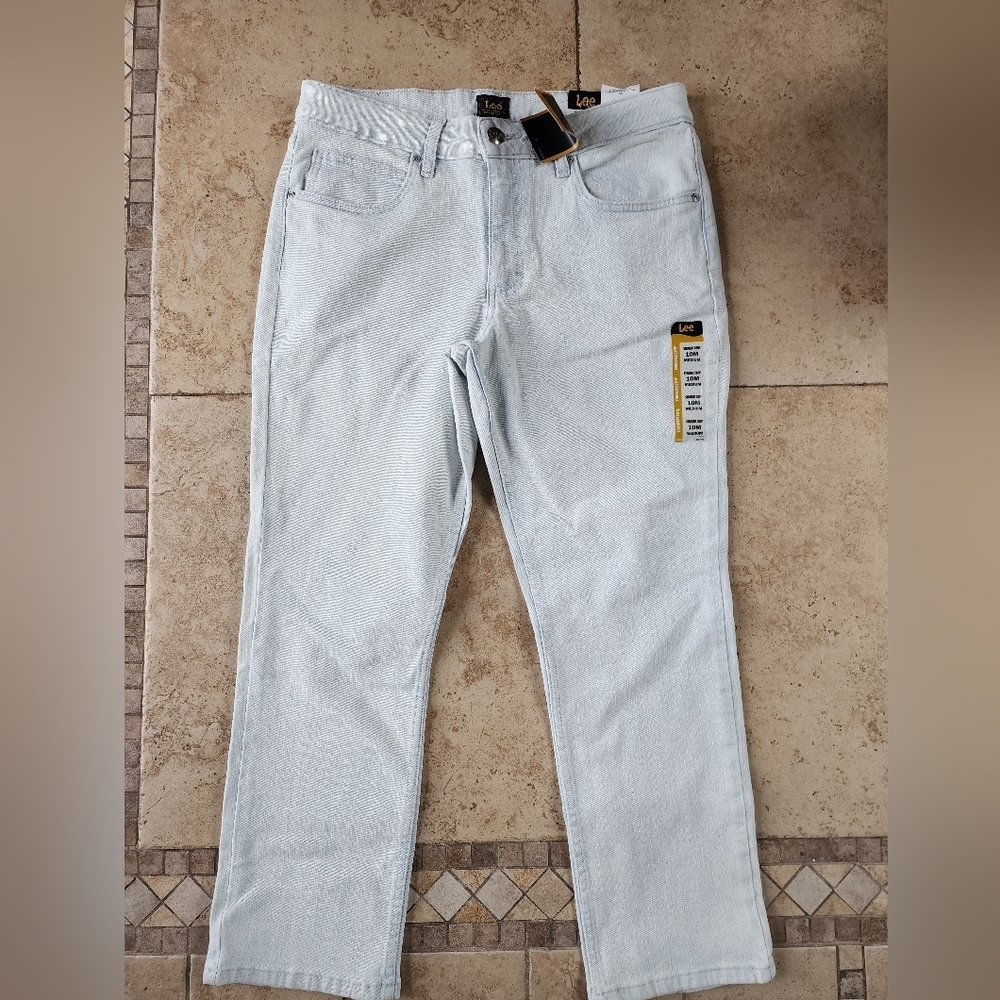 Lee Light Wash Straight Crop Jeans